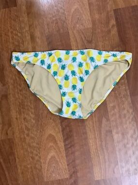 Old Navy pineapples bikini bottoms xxl